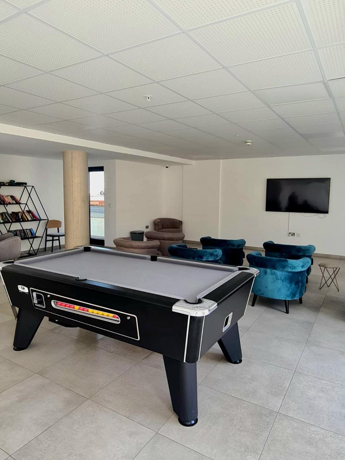 Sunny Gibraltar Apartment Luaran gambar